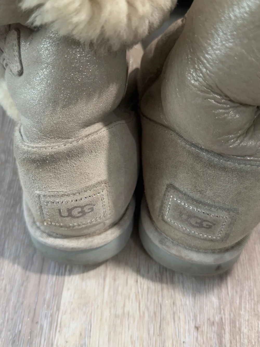 UGG Australia Classic Sheepskin Boots Women’s Size 8 Fair Condition Authentic